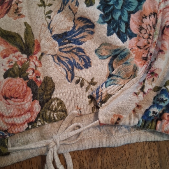 EUC Anthropologie Angels of the North floral sweater Wool Cashmere Embroidered S - Picture 5 of 8